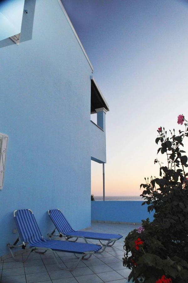 Apartment Theophilos Blue Cozy Agios Georgios Pagon