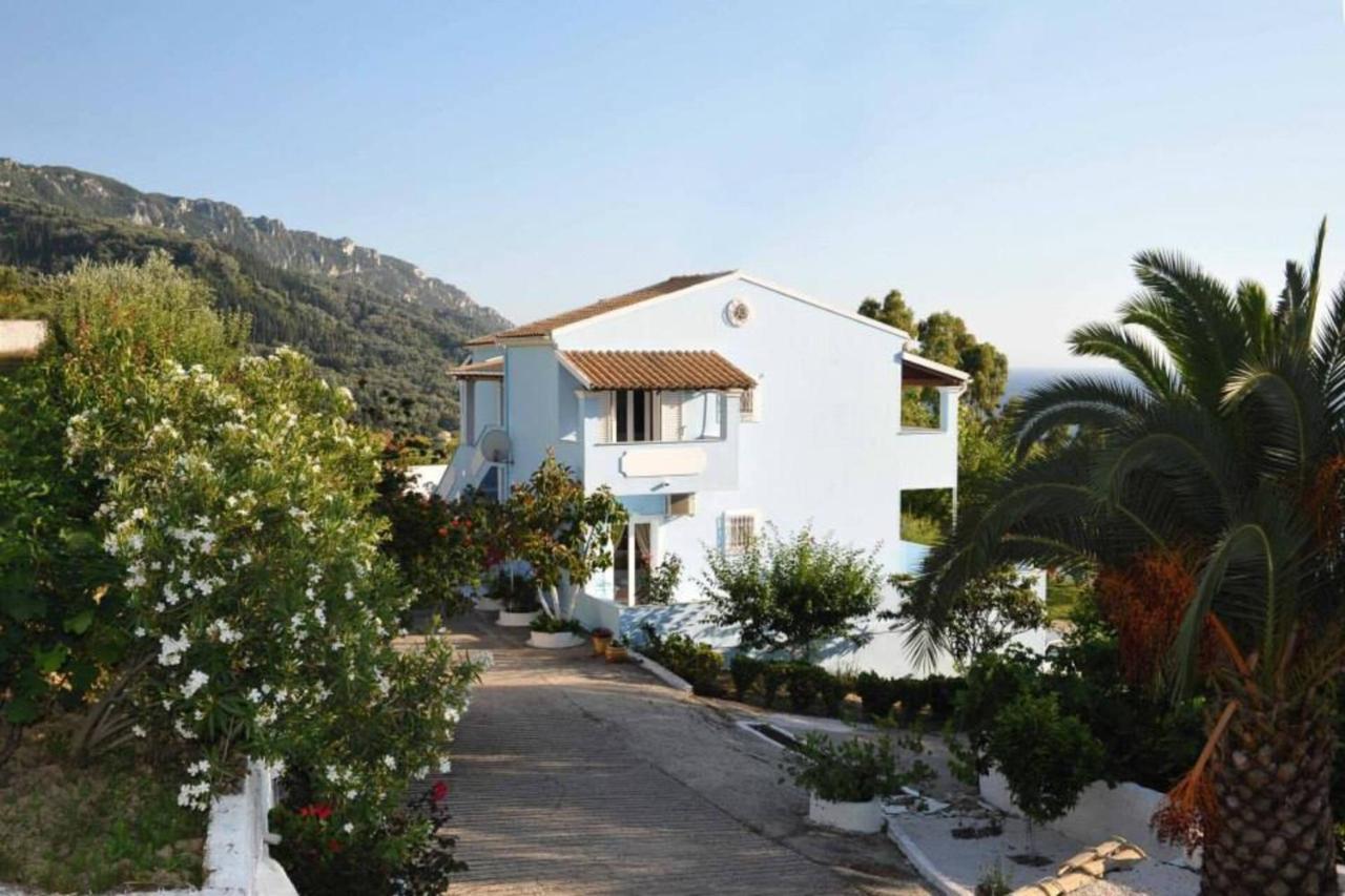Apartment Theophilos Blue Cozy Agios Georgios Pagon