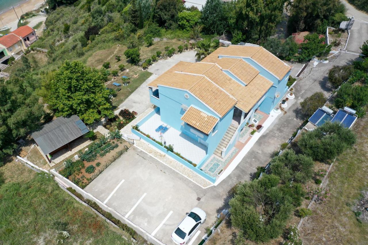 Theophilos Blue Cozy