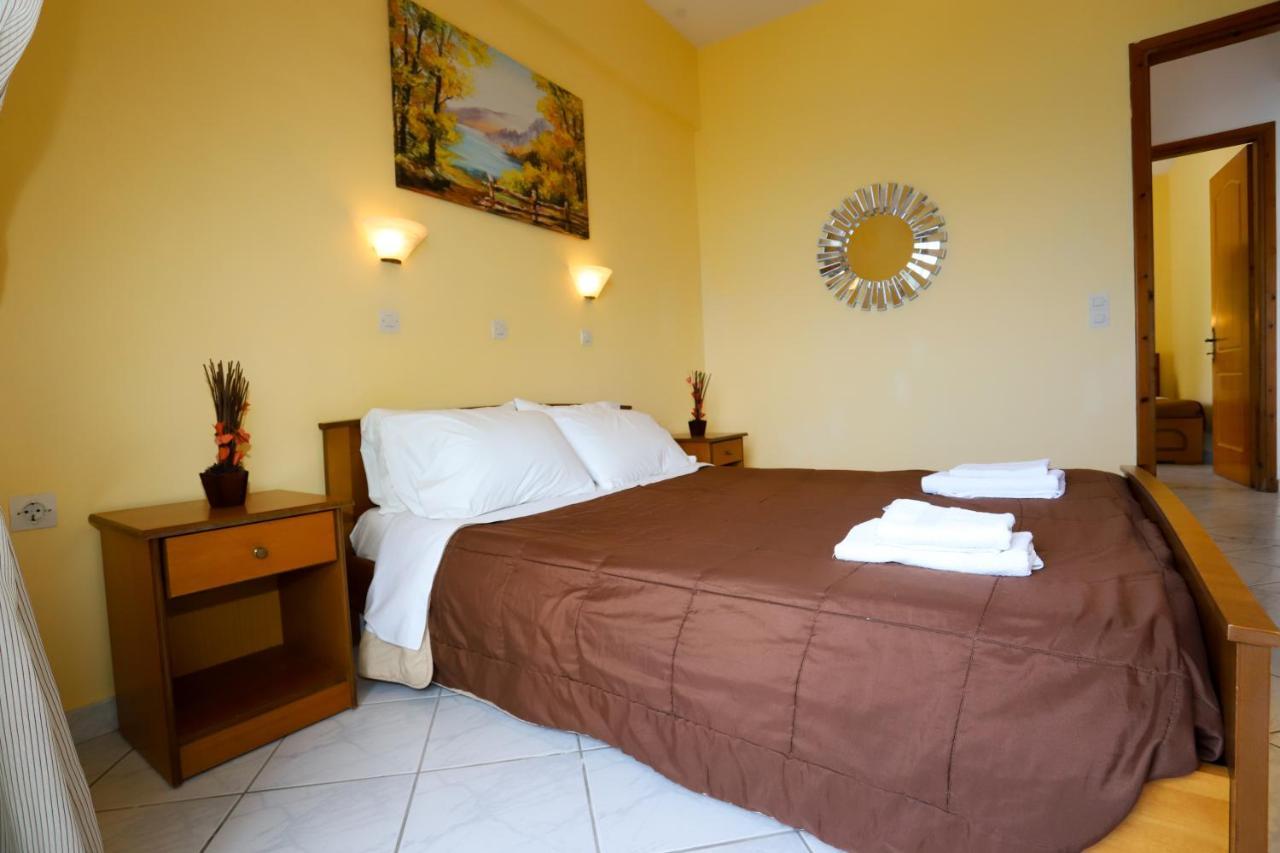 Apartment Theophilos Blue Cozy